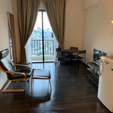 Paul 2 Bedroom Apartment At 28 Boulavard